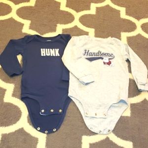 Carter's long sleeved onsies (2)